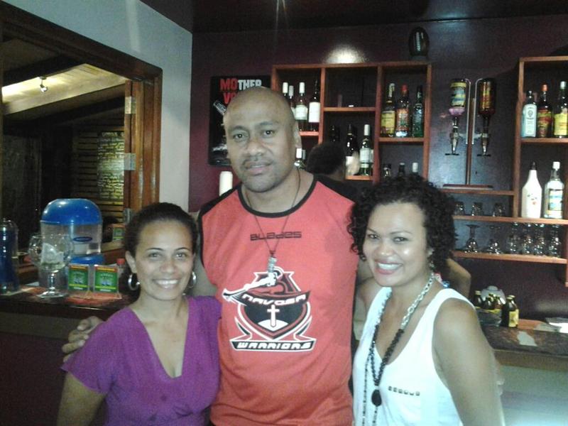 Lolla and Jonah Lomu at Koko's Bar, Korotogo, Fiji