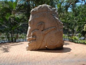 Rock carvings by Felipe Rogoruwai Rock carvings by Felipe Rogoruwai